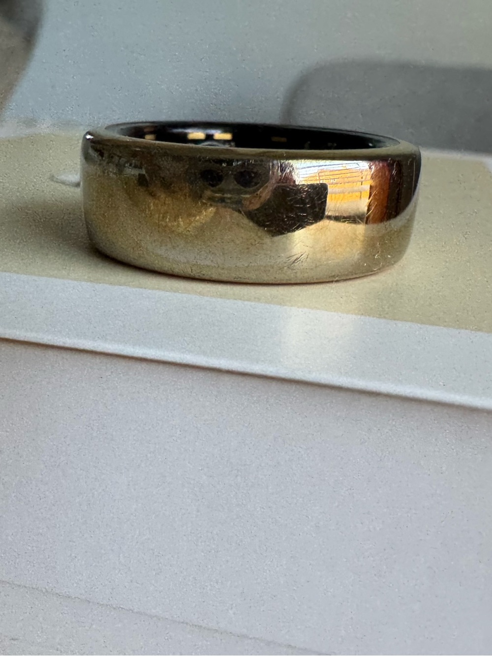 Oura Smart Ring - Picture 2 of 5